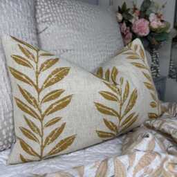 Honey Leaf Cushion Cover 12x20 - thumbnail 4