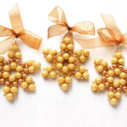 Modern Yellow Gold Pearl Crystal Snowflake Christmas Tree Ornament Beaded Star Christmas Decor Holiday Decorations - thumbnail 3