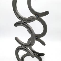 Horseshoe Wine Rack Rustic Metal Art, Western Decor - 3 Bottle - thumbnail 4