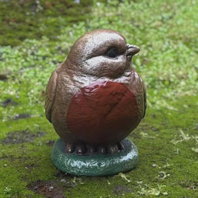 Garden Robin Bird Sculpture Concrete Ornament Outdoor Wildlife Decoration Cement Farm Animal Art Stone Figurine Bird Lover Gift - image 1
