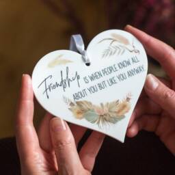 Pampas & Dried Foliage Friendship Heart Wall Hanging - Keepsake Decoration Gift For Friends - thumbnail 2