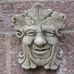 Petite Green Man Stone Hanging Plaque - Ivy Outdoor Statue Decor Garden Ornament Gift - thumbnail 1