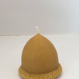 Acorn Beeswax Candle Yellow , Large Candle. 3 Inches Tall X Wide - thumbnail 4