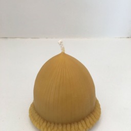 Acorn Beeswax Candle Yellow , Large Candle. 3 Inches Tall X Wide - thumbnail 2