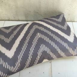Silk Ikat Pillow Cover, Handwoven Style Cushion - 16x24 - thumbnail 4