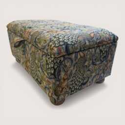 Large Long Storage Ottoman Box William Morris Tapestry Woodland Hares - thumbnail 3