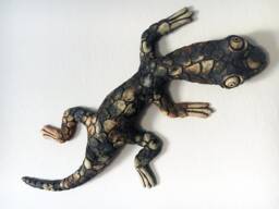 Ceramic Gecko Wall Sculpture, Handmade Fireclay Lizard Art - thumbnail 1
