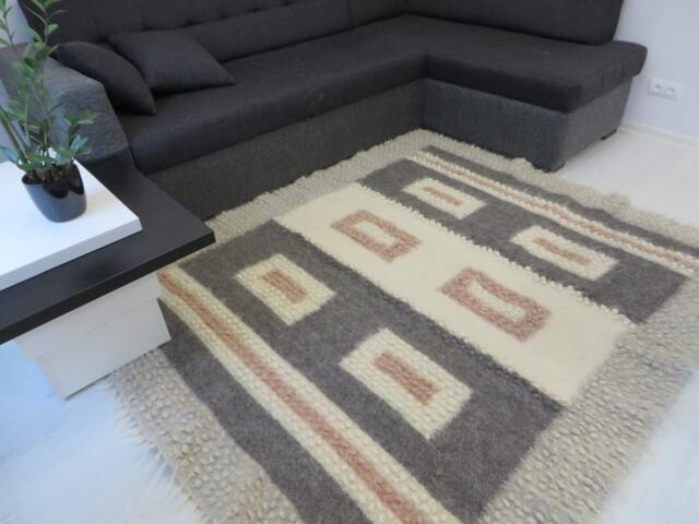 Handmade Wool Rug Grey White Geometric Woven Carpet - 215x190cm - image 1
