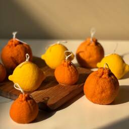 Orange Shaped Candle Set Soy Wax Vegan Minimalist Decor - thumbnail 2