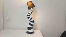 Curvy Beetlejuice Lamp - thumbnail 1