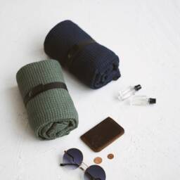 Waffle Linen Travel Towel, Foldable, Absorbent - thumbnail 3