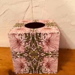 William Morris Inspired Tissue Box Cover Decoupaged Wooden Home Decor - thumbnail 2