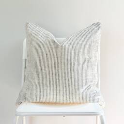 Hand Woven Natural Fiber Faded Color Pillow Cover - thumbnail 2