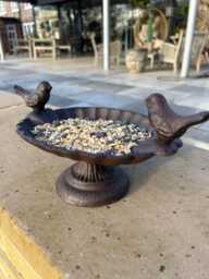 Cast Iron Stand Bird Feeder Seed Nut Birds Garden Gift Ornament Decoration Feed - thumbnail 1