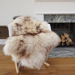 Giant Mouflon Sheepskin Throw, Genuine Leather Rug - 50x30 - thumbnail 3