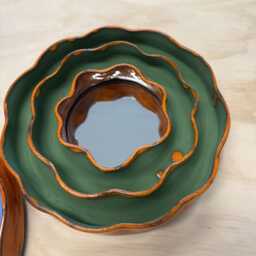 Wavy Green Ceramic Wall Mirror, Organic Entryway Flower Irregular Bathroom Decor, Handmade Vanity Earthy Home Gift - thumbnail 4