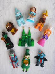 Christmas Ornaments, Tree Decoration, Ornaments Clay, Decorations, Wizard Of Oz - thumbnail 1