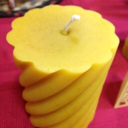 Beeswax Pillar Candle 3-1/2 - thumbnail 3
