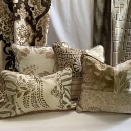 "Embroidered Silk Velvet Pillow Cover Designer's Guild Linen, 20""x20" - thumbnail 2