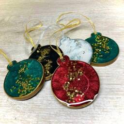 Coloured Bauble With Gold Or Silver Stars, Personalised Decor, Grandma Gifts, Gift For Nanny, Christmas Him, Her