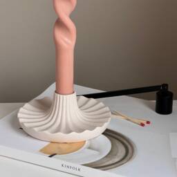 Round Jesmonite Candlestick Holder Elegant Table Decor - thumbnail 3