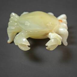 Handmade Green Onyx Crab Sculpture, Metaphysical Stone Decor - thumbnail 3