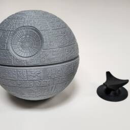 Death Star Model On Stand - Space Station Replica Display - thumbnail 2
