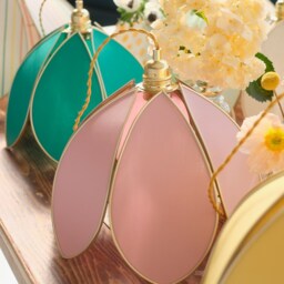 Simple Flower Pendant Light - Sugar & Gold - thumbnail 2