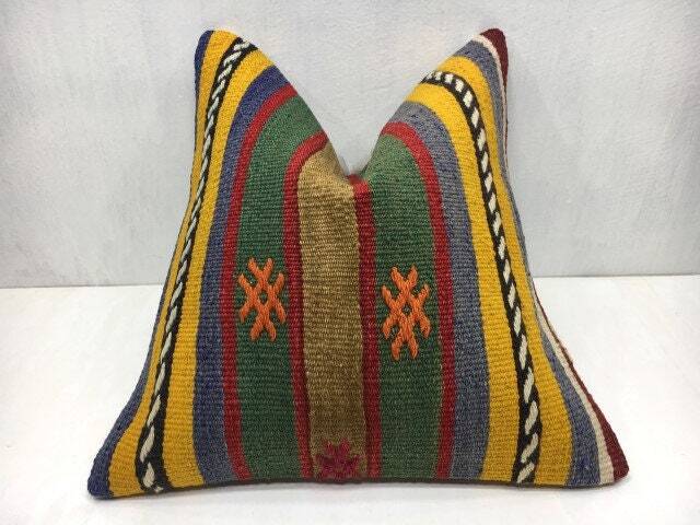 Vintage Kilim Pillow Cover, Turkish Handwoven Throw - 16x16 - image 1