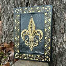 Fleur-De-Lis - Han Painted Cast Paper Heraldry Flower Of The Lily French Scottish Welsh England Aesthetic Wall Decor - thumbnail 3