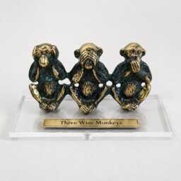 Personalized Brass Three Wise Monkeys Figurine, Engraved Desk Gift, Office Decor - thumbnail 2
