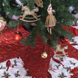 Christmas Tree Skirt, Red & Gold, Cardinal, Poinsettia, Holly, Quilted, Ready To Ship - thumbnail 4