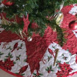 Christmas Tree Skirt, Red & Gold, Cardinal, Poinsettia, Holly, Quilted, Ready To Ship - thumbnail 3