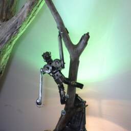 "Industrial Lamp ""Gorilla Climbs" - thumbnail 2
