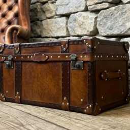Handcrafted English Leather Steamer Trunk Coffee Table Storage Ottoman Chest - thumbnail 2