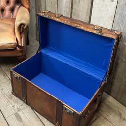 Handcrafted English Leather Steamer Trunk Coffee Table Storage Ottoman Chest - thumbnail 4