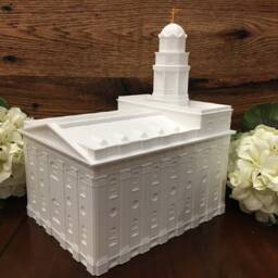 Nauvoo, Illinois Temple Statue - Made To Order - thumbnail 3