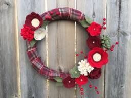 Plaid Christmas Wreath, Rustic Felt Flower Decor, Front Door Wreath - thumbnail 1