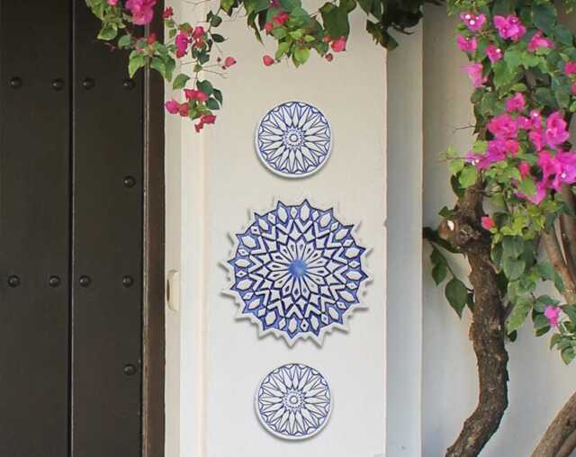Moroccan Ceramic Outdoor Wall Art, Blue & White Pillar Decor - Set Of 3 - image 1