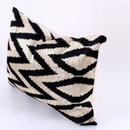 Ikat Velvet Pillow Cover, Handmade Cushion, Decorative Throw Pillow, Boho Cushion Turkish Home Decor - thumbnail 2