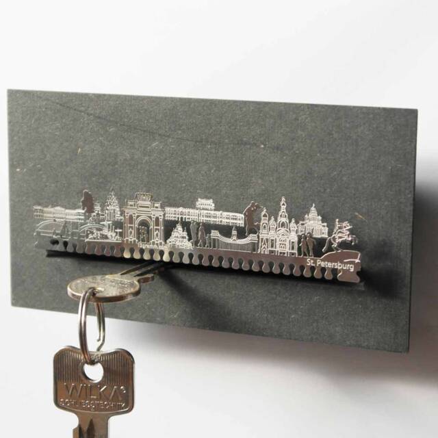St. Petersburg Skyline Key Rack - Russian Museum, Aurora, Steel Silhouette - image 1