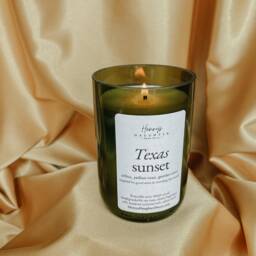 Texas Sunset - Grapefruit Mint Wine Bottle Candle - thumbnail 2