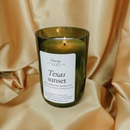Texas Sunset - Grapefruit Mint Wine Bottle Candle - thumbnail 3