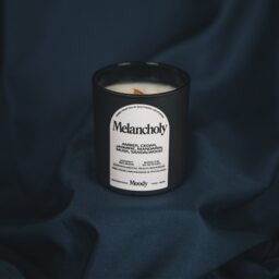 Melancholy - Amber, Cedar, Jasmine, Mandarin, Musk, Sandalwood Candle Coconut Wax Wood Wick - thumbnail 2