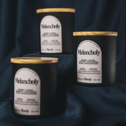 Melancholy - Amber, Cedar, Jasmine, Mandarin, Musk, Sandalwood Candle Coconut Wax Wood Wick - thumbnail 3