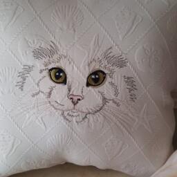 Embroidered Cat Face Pillow - 16x16 Or 18x18 - thumbnail 2
