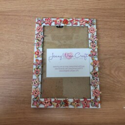 Patterned Wooden Star Button Photo Frame 4 X 6 Inch - thumbnail 4