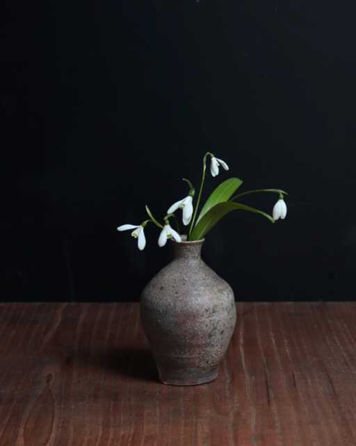 Hand Thrown Yakishime Tokkuri Sake Bottle Japanese Studio Pottery - image 1