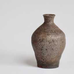 Hand Thrown Yakishime Tokkuri Sake Bottle Japanese Studio Pottery - thumbnail 3