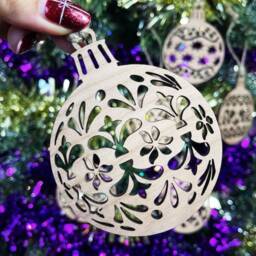 Set Of 6 Wooden Christmas Tree Decoration Bauble - Beautiful Xmas Ornament in Oak, Walnut Cherry Wood Or Silver, Gold, Red, Green Glitter - thumbnail 2